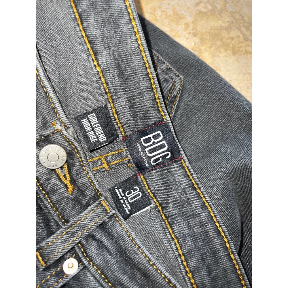 BDG Girlfriend High Rise Jeans Size 30 - Picture 3 of 3